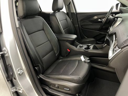 Used 2022 GMC Terrain SLT w/ Infotainment Package II AWD/4WD image 41