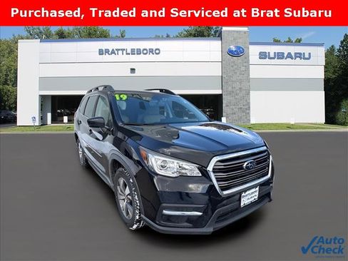 Used 2019 Subaru Ascent Premium image 1
