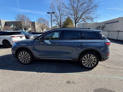 New 2026 Lincoln Corsair Reserve image 4