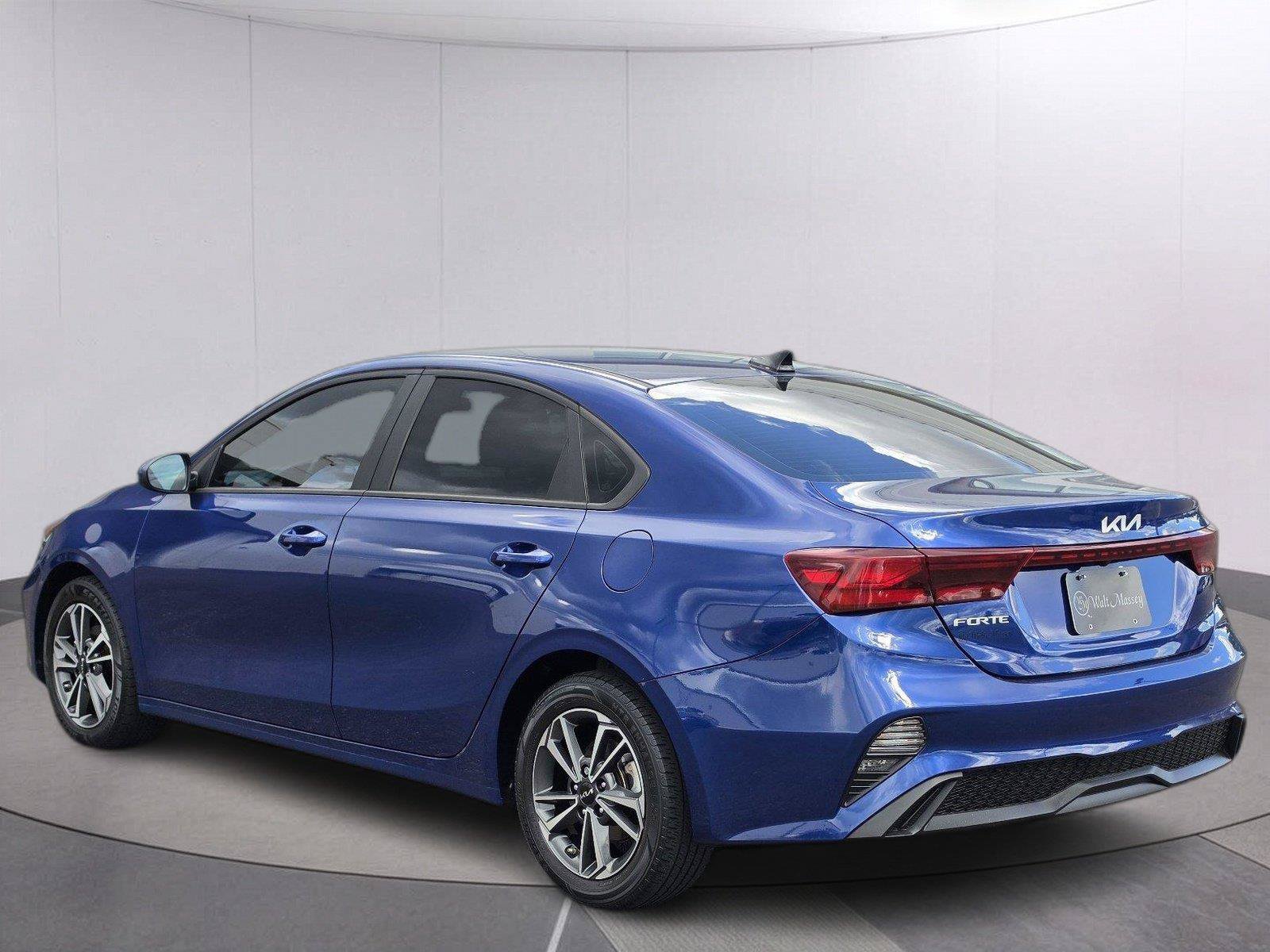 Used 2023 Kia Forte LXS FWD image 4