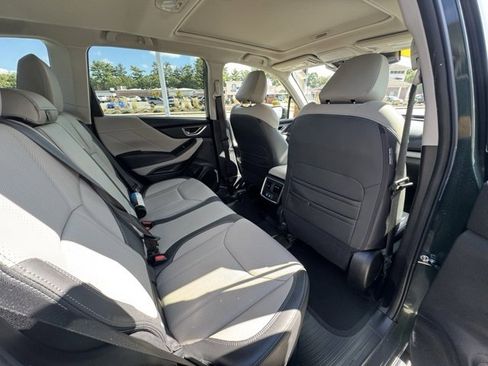 Used 2024 Subaru Forester Limited image 13