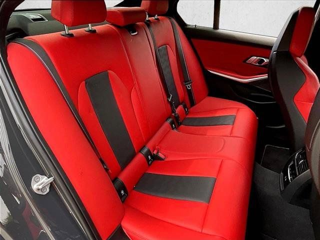 Used 2023 BMW M3 Competition w/ M Carbon Exterior Package AWD/4WD image 29
