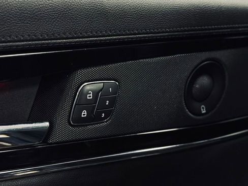 Used 2022 Lincoln Nautilus Reserve w/ Luxury Package image 16