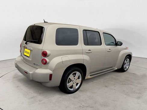Used 2009 Chevrolet HHR LS image 5