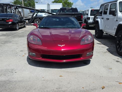 Used 2007 Chevrolet Corvette Convertible w/ Preferred Equipment Group image 12