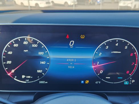 Used 2024 Mercedes-Benz GLC 300 4MATIC image 8