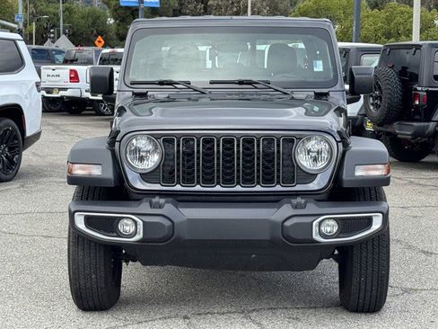 Certified 2024 Jeep Gladiator Sport image 2