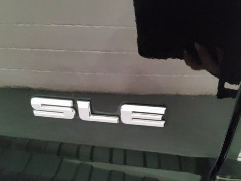 Used 2018 GMC Canyon SLE w/ Nightfall Edition image 39