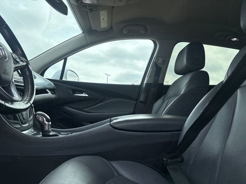 Used 2019 Buick Envision Essence image 43