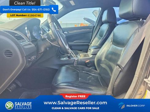 Used 2014 Chrysler 300 C w/ Light Group RWD image 9