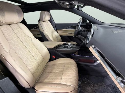 Used 2025 Cadillac Lyriq Sport w/ Nappa Leather Package RWD image 38