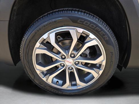 Used 2018 GMC Terrain SLT w/ Preferred Package AWD/4WD image 31