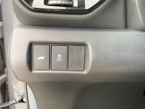 Used 2025 Honda Pilot Touring image 23