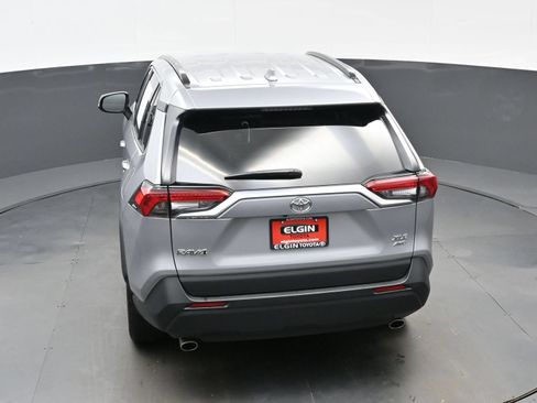Used 2025 Toyota RAV4 XLE AWD/4WD image 39