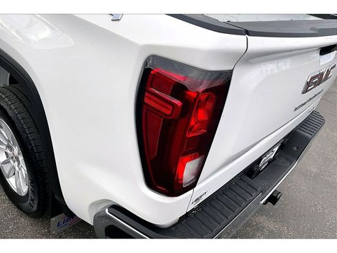 Used 2024 GMC Sierra 1500 SLE image 21