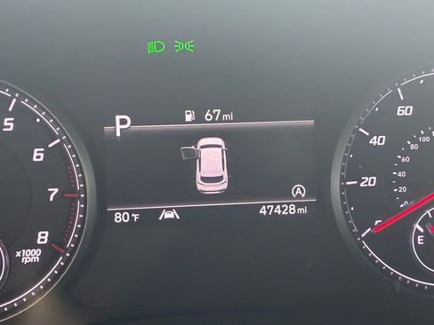 Used 2023 Hyundai Santa Fe SEL FWD image 2