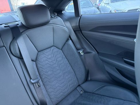 Used 2023 Audi e-tron GT Premium Plus image 63