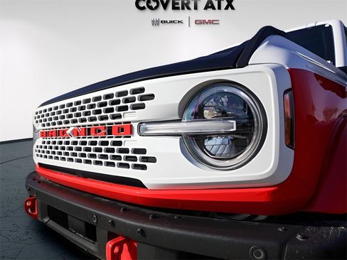 Used 2025 Ford Bronco Stroppe Edition image 3