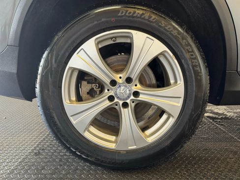 Used 2016 Mercedes-Benz GLC 300 4MATIC image 32