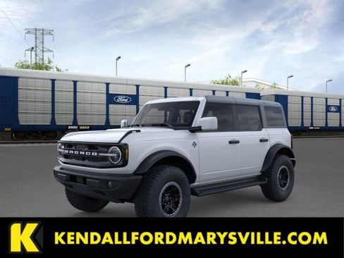New 2026 Ford Bronco Outer Banks w/ Sasquatch Package AWD/4WD image 1