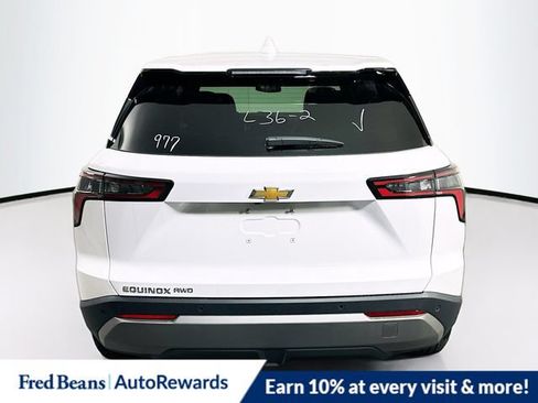 New 2026 Chevrolet Equinox LT AWD/4WD image 6