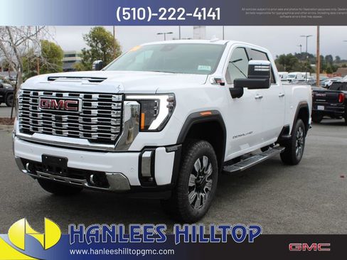 New 2026 GMC Sierra 2500 Denali w/ Denali Reserve Package AWD/4WD image 3