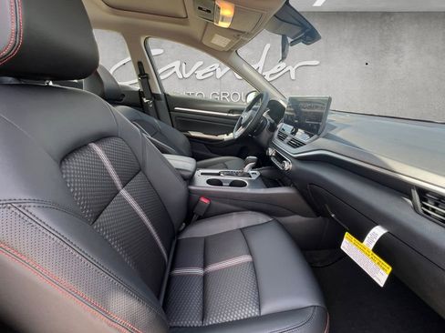 New 2026 Nissan Altima 2.5 SR image 24