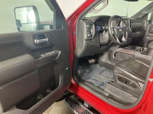 Used 2020 Chevrolet Silverado 2500 LTZ w/ LTZ Convenience Package AWD/4WD image 9