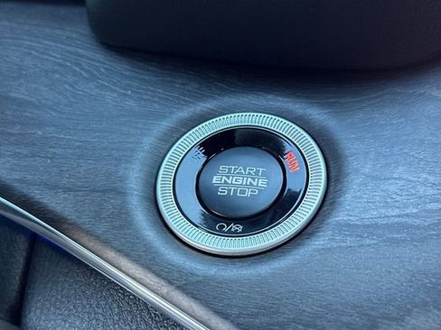 New 2025 Jeep Grand Cherokee Overland w/ Adv Protech Group III image 23