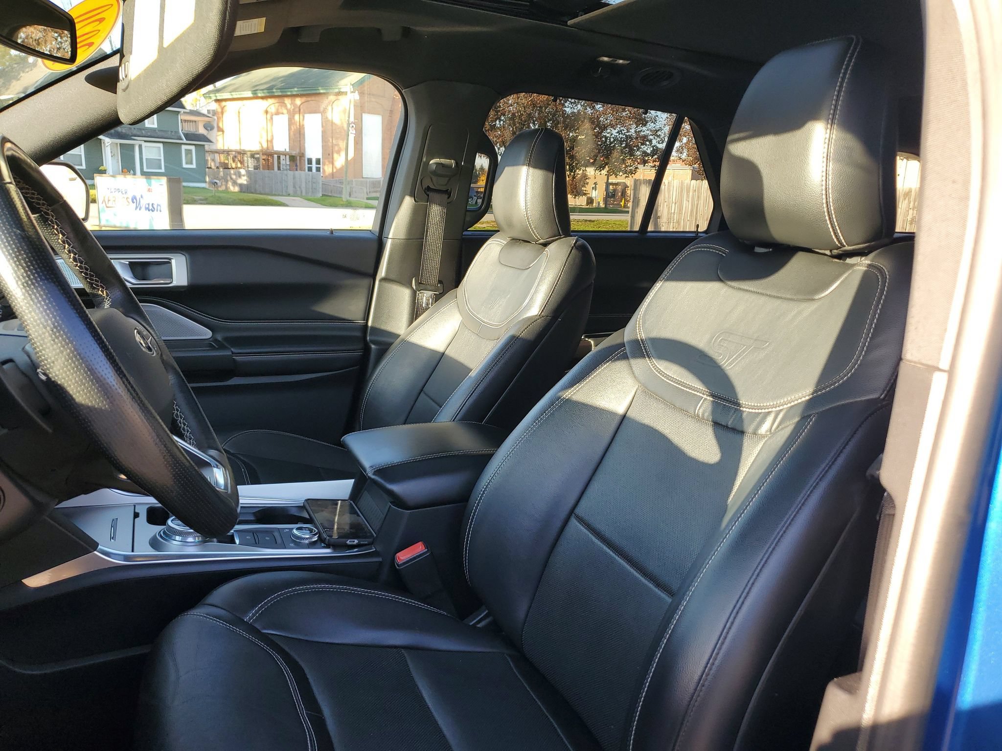 Used 2020 Ford Explorer ST w/ ST High-Performance Pack AWD/4WD image 17