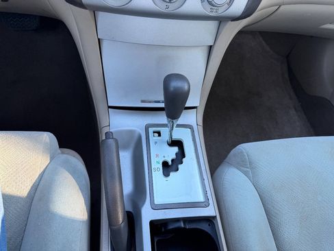 Used 2006 Toyota Solara SE FWD image 16