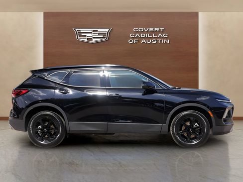 Used 2024 Chevrolet Blazer LT w/ Convenience Package FWD image 5