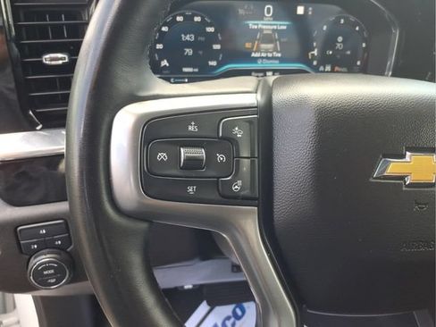Used 2025 Chevrolet Silverado 3500 LT AWD/4WD image 18