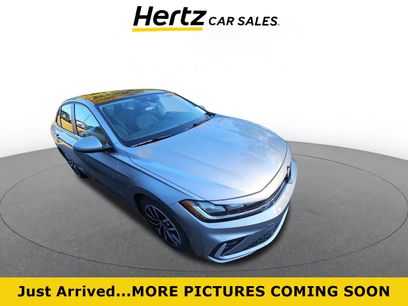 Used 2025 Volkswagen Jetta SE