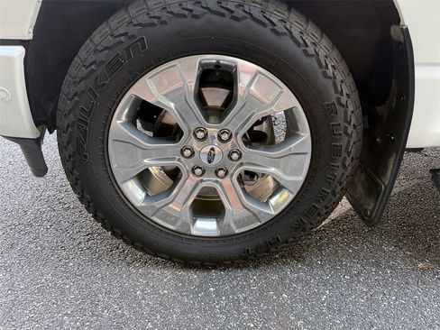 Used 2022 Ford F150 Platinum w/ Equipment Group 701A High image 11