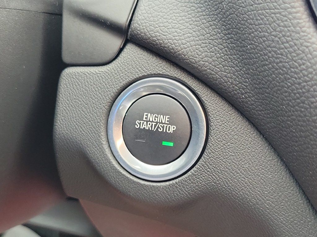 Used 2024 Chevrolet Equinox LT AWD/4WD image 21