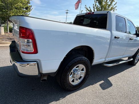 Used 2024 RAM 2500 Tradesman w/ Chrome Appearance Group AWD/4WD image 8