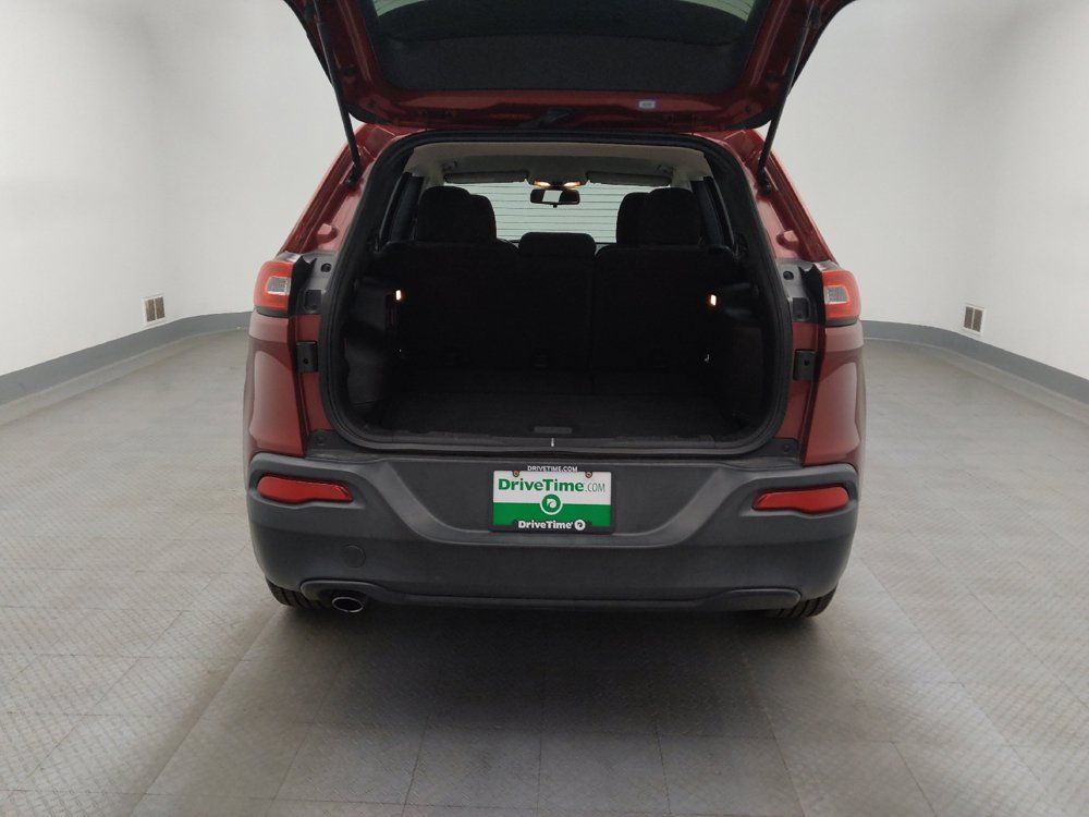 Used 2017 Jeep Cherokee Sport FWD image 29