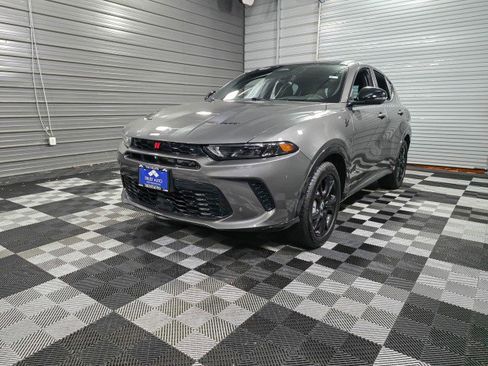 Used 2024 Dodge Hornet R/T Plus w/ Tech Pack Plus w/o Parking image 46