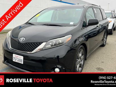 Used 2015 Toyota Sienna SE w/ SE Preferred Package