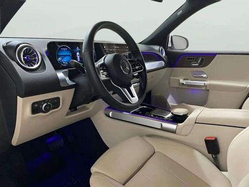 Used 2023 Mercedes-Benz EQB 300 4MATIC w/ Exclusive Package image 62