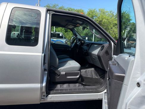 Used 2016 Ford F350 XL w/ Power Equipment Group AWD/4WD image 34