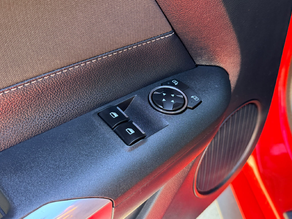 Used 2017 Ford Mustang GT RWD image 19