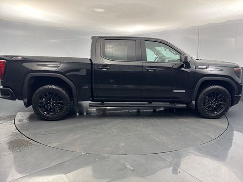 Used 2024 GMC Sierra 1500 Elevation w/ Elevation Premium Package image 9