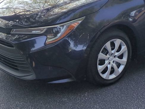 Used 2023 Toyota Corolla LE FWD image 9