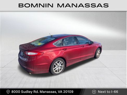 Used 2015 Ford Fusion SE w/ Equipment Group 202A image 3