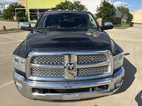 Used 2015 RAM 2500 Laramie AWD/4WD image 5