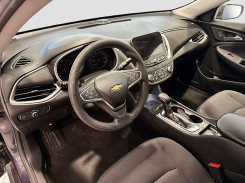 Used 2022 Chevrolet Malibu LS FWD image 10