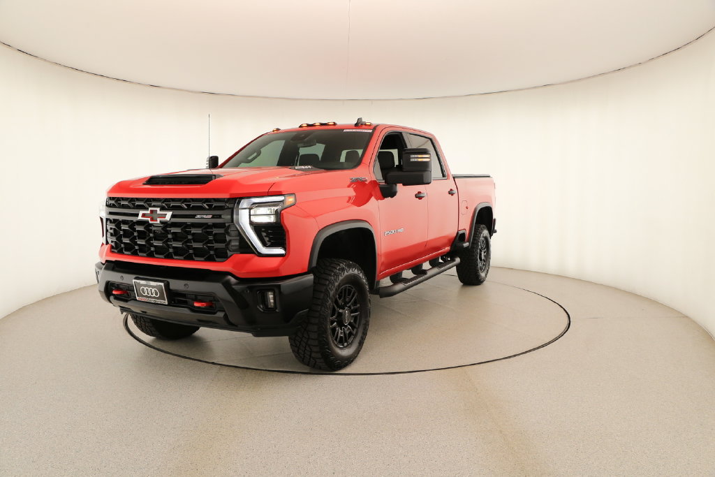 Used 2025 Chevrolet Silverado 2500 ZR2 AWD/4WD image 12