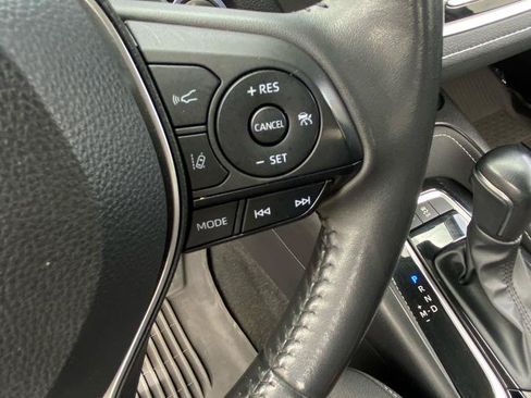 Used 2022 Toyota Corolla SE FWD image 48